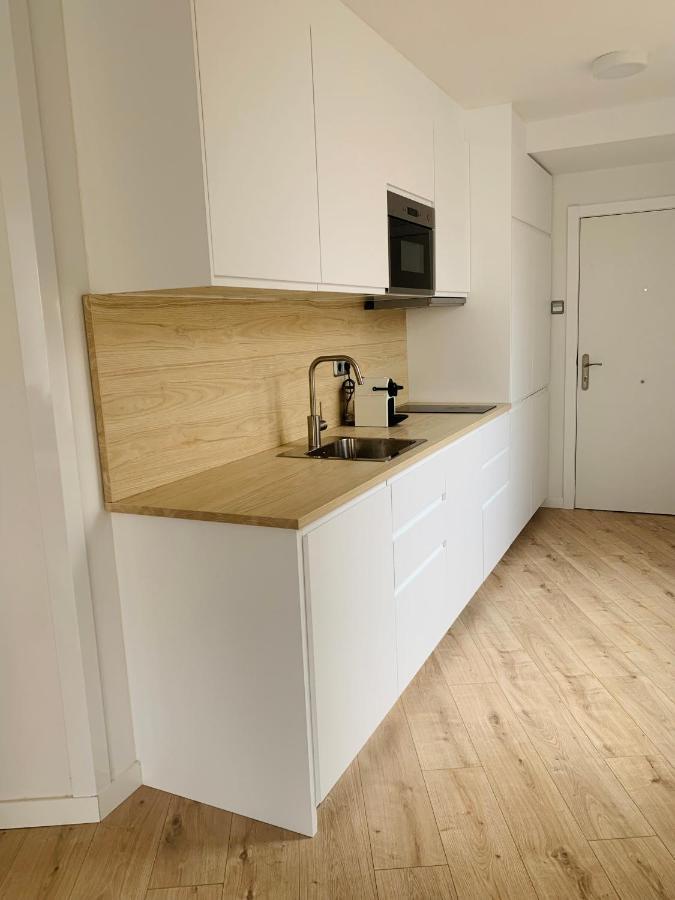 San Lorenzo Huesca Con Parking Bagian luar foto